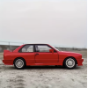 Modelīši BMW M3 E30 1:24 ar gaismu un skaņu uz akumulatoriem Mēlns
