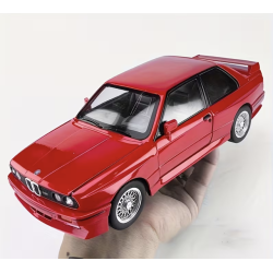 Modelīši BMW M3 E30 1:24 ar gaismu un skaņu uz akumulatoriem Mēlns