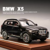 Modelīši BMW X5 Black 1:24 ar gaismu un skaņu uz akumulatoriem