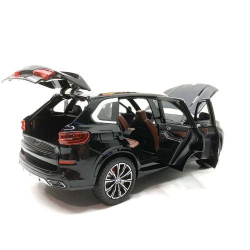 Modelīši BMW X5 Black 1:24 ar gaismu un skaņu uz akumulatoriem