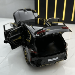 Modelīši BMW XM BLACK 1:24 ar gaismu un skaņu uz akumulatoriem Modelīši BMW XM BLACK 1:24 ar gaismu un skaņu uz akumulatoriem