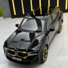 Modelīši BMW XM BLACK 1:24 ar gaismu un skaņu uz akumulatoriem