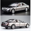 Modelīši Maybach 62s S650 1:24 ar gaismu un skaņu uz akumulatoriem Gray/Black