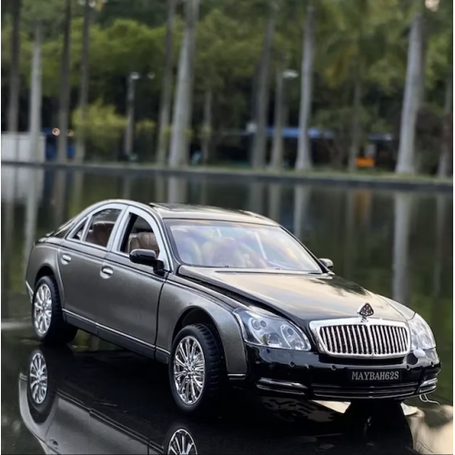 Modelīši Maybach 62s S650 1:24 ar gaismu un skaņu uz akumulatoriem Gray/Black