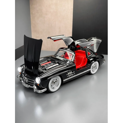 Машинка инерционная металлическая Mercedes-Benz 300 SL Black 1:24 со светом и звуком на батарейках Черный Машинка инерционная металлическая Mercedes-Benz 300 SL Black 1:24 со светом и звуком на батарейках Черный
